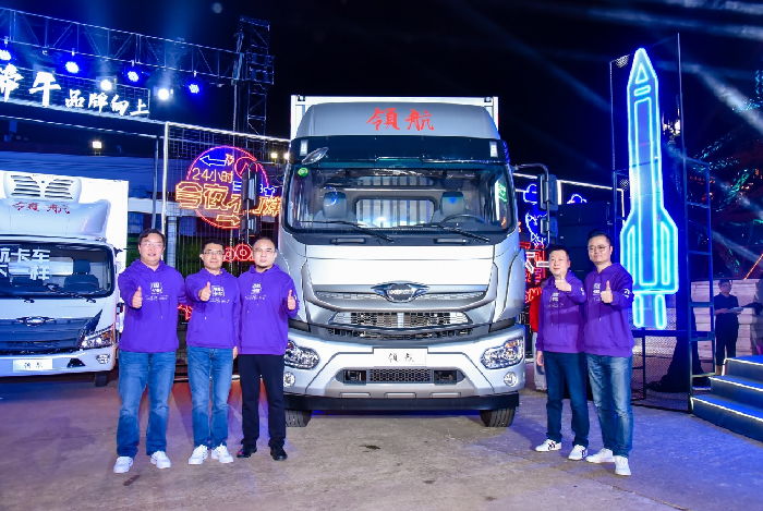 最低油耗16.5L！領航ES7快遞版很“哇塞”