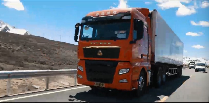 牛轉乾坤之贏運之驥，中國重汽汕德卡獲智能重卡標桿獎