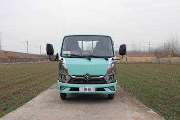 顏值就是戰(zhàn)斗力 試駕奧鈴M卡