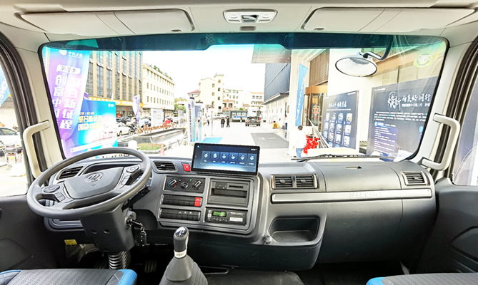 副本定【商車邦】快遞迭代 全面煥新 歐航第三代超級中卡有哪些技術升級？_jm_jm(1)1502.png