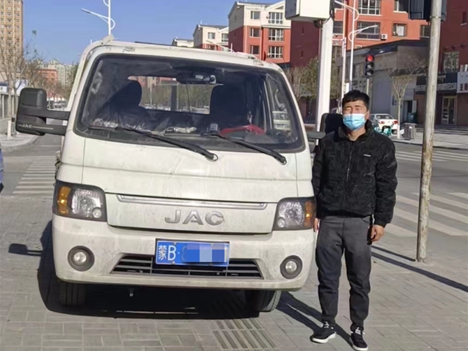憑借口碑把生意做大，他開江淮1卡愷達像開轎車去掙錢