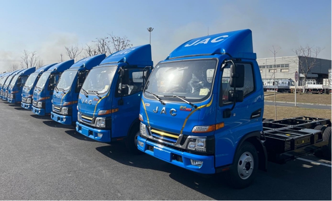 全國首個打造“換電1號”企業(yè)，江淮1卡構(gòu)筑新能源全新領(lǐng)先優(yōu)勢