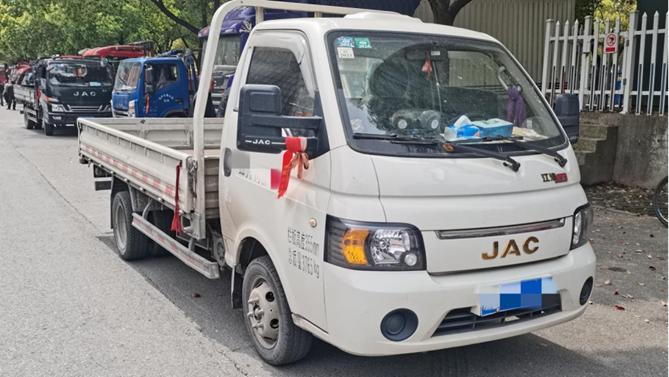 在江南名城常熟 江淮1卡愷達讓他的服裝運輸如魚得水