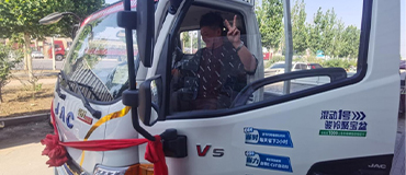 糧油米面批發(fā) 江淮1卡駿鈴是運(yùn)輸幫手也是他的生意名片