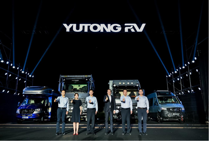 強強聯合！宇通房車聯手奔馳，引領國內豪華越野旅居市場