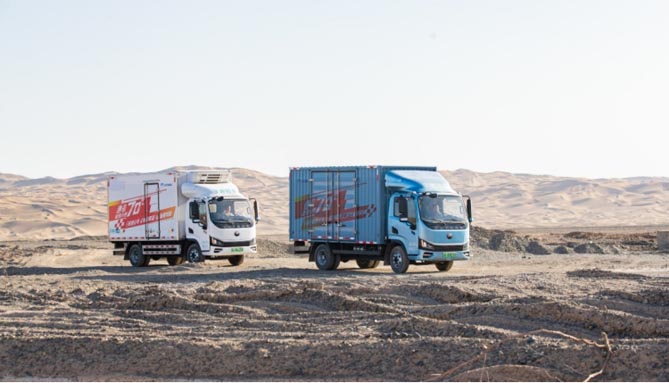 打破續(xù)航焦慮！宇通新能源輕卡45℃高溫滿電續(xù)航375公里