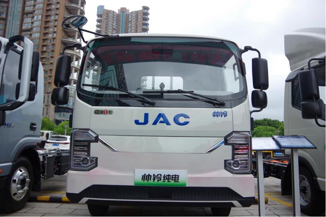 即將上市 江淮1卡帥鈴ES6純電輕卡為城配運輸帶來高品質新選擇！