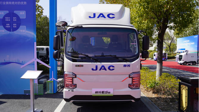 江淮1卡帥鈴ES6：七大“法寶”護航，打造全能高端純電輕卡新標桿