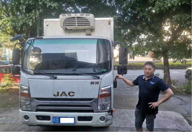 柳州的第一輛冷藏車，是我從廣州開過去的