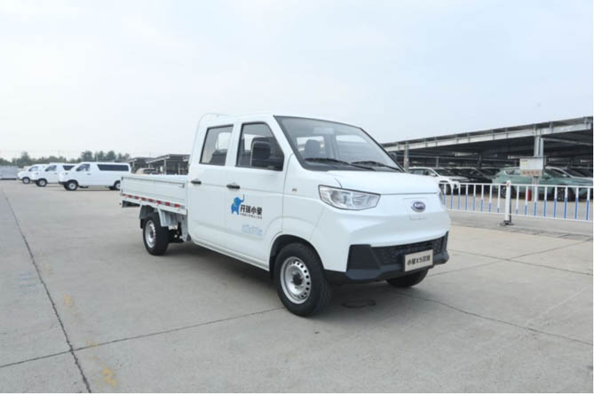 小象X5雙排純電微卡深度評測 ——綠動未來，商家兼用的智慧之選