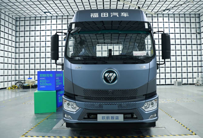 公路“航班”綠色進化 歐航智藍ER純電超卡樹立中卡綠色物流轉型新標桿