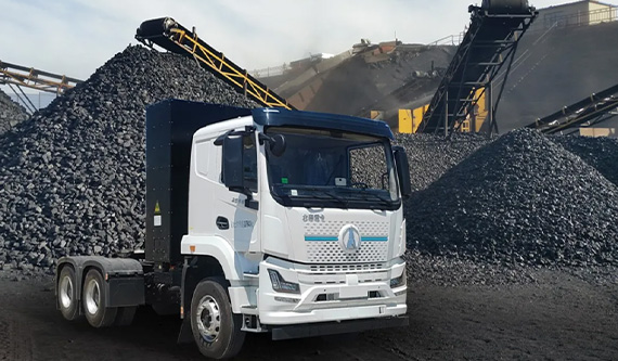 榮獲“綠色節(jié)能卓越貢獻獎”！北奔輕量化純電牽引車不止“輕”