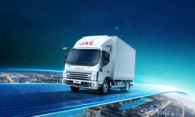 江淮1卡推出帥鈴S6空氣懸架新品，助力高效運輸更可靠