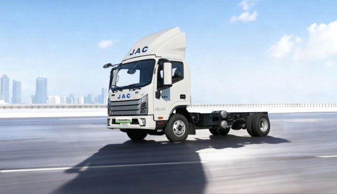 江淮新能源輕卡EV9，到底強在哪？卡友真實體驗大揭秘